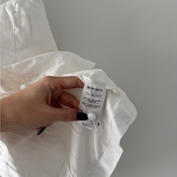 REFORMATION Josefina Linen Top in White 4 - Picture 5 of 5